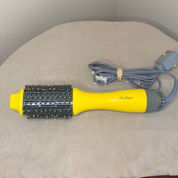 Drybar Other - Drybar Doubleshot Dryer Brush